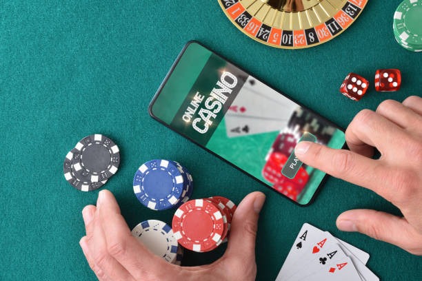 kdk batavia mobile app showing Bandar Poker hand comparison and payout result